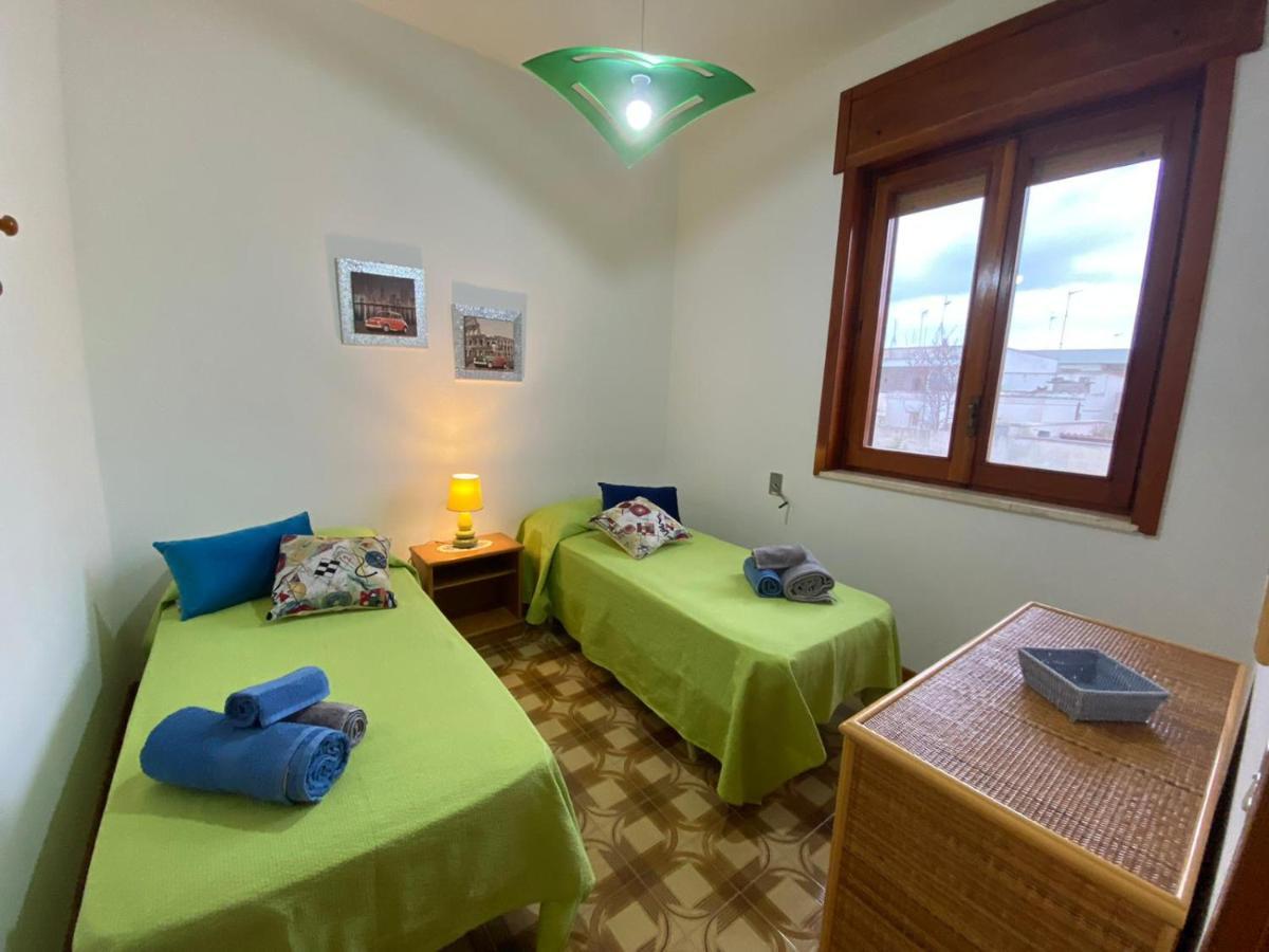 Oasi Di Mare Apartment Torre dell'Orso Luaran gambar